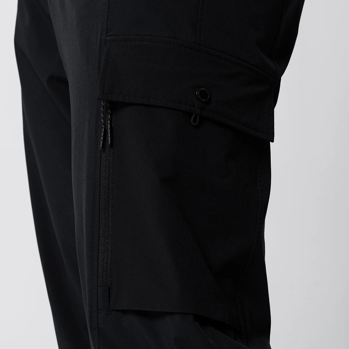 Fabric Blocking Functional Cargo Straight pants for Men - Image 23